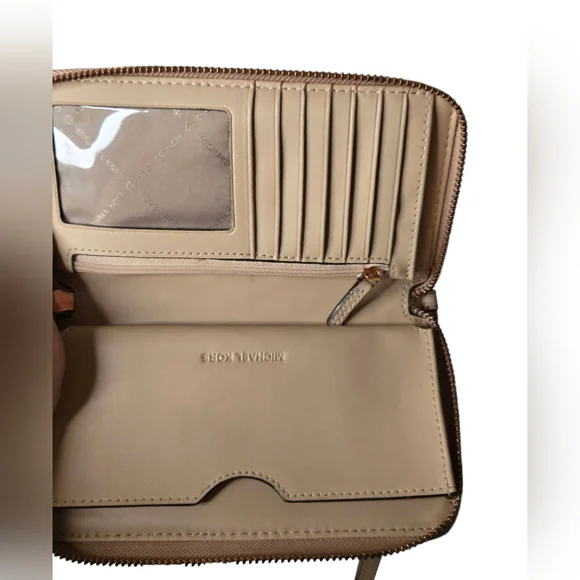 11x8x5.Michael Kors Gold Satchel Bag & wristlet. New shoulder strap. - Picture 13 of 15